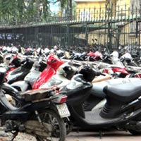 Tin tức trong ngày - "Ngành công nghiệp" trông giữ xe