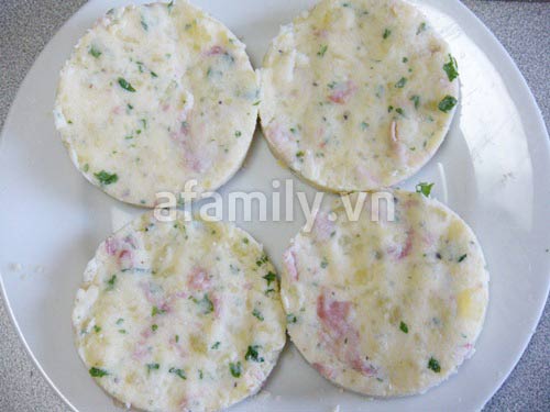 Bánh khoai tây mặn hấp dẫn lắm nhé! - 9