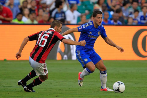 Chelsea: Đổi mới hàng công với Hazard - 1