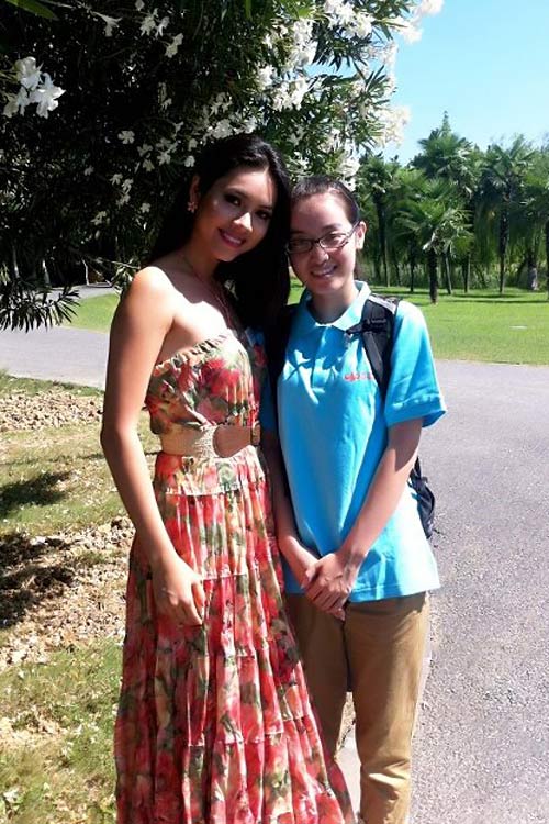 Hoàng My khoe da nâu bóng khỏe - 4