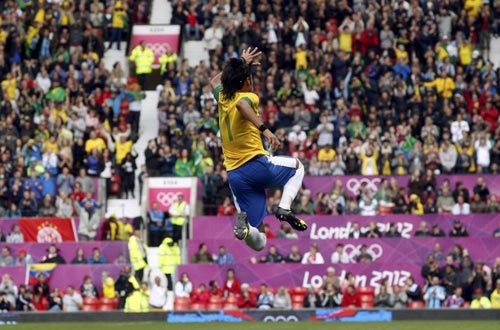 Neymar: Niềm cảm hứng bất tận - 2