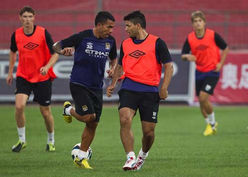 Aguero – Tevez: Trở lại & lợi hại gấp đôi - 2