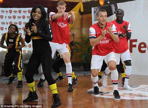 SAO Arsenal ngẫu hứng nhảy...aerobic - 3