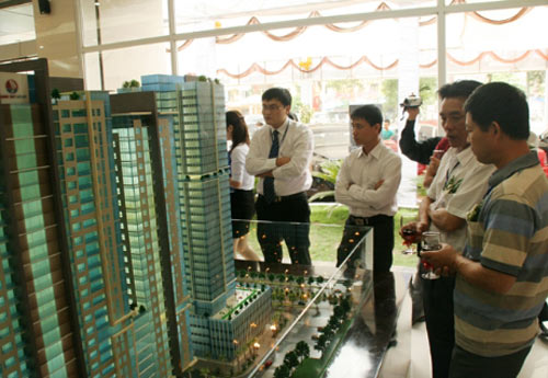 Lợi nhuận BĐS không đủ trả lãi - 1