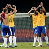 Bóng đá - Brazil - New Zealand: Phô diễn