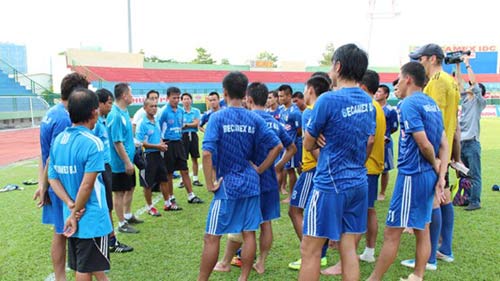 B.Bình Dương: Cầu thủ nào thích, cứ đi! - 1