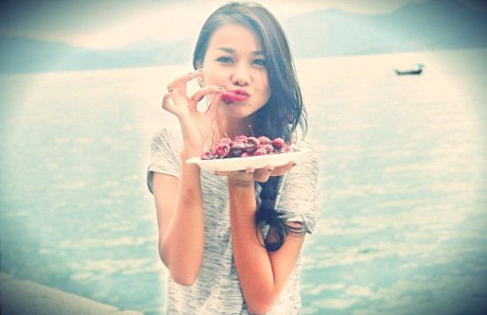 Thanh Hằng với cánh tay rớm máu - 8