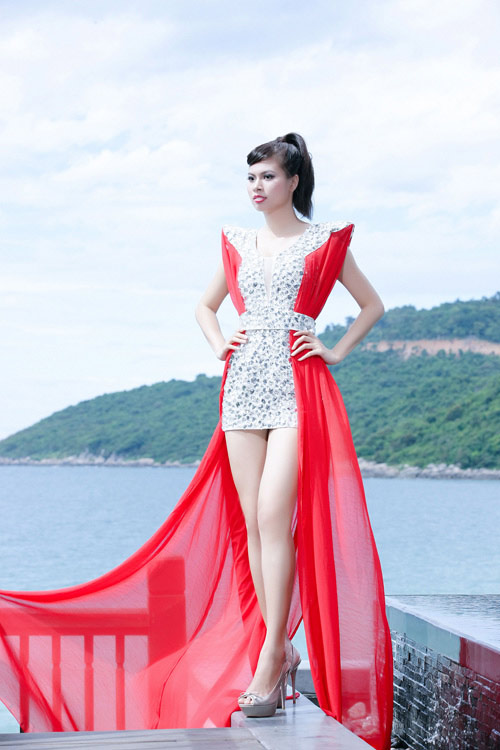 Miss Sport kiêu sa với váy dạ hội - 8