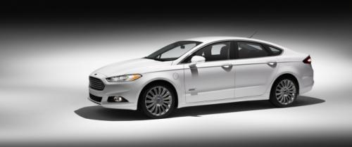 Công bố giá Ford Fusion 2013 - 1