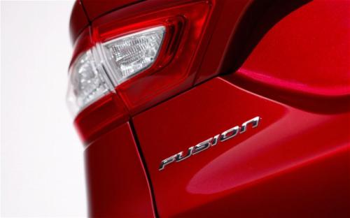 Công bố giá Ford Fusion 2013 - 7