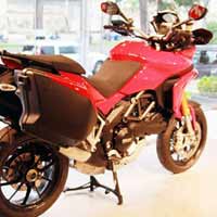 Ô tô - Xe máy - Thất thường nhập khẩu xe máy