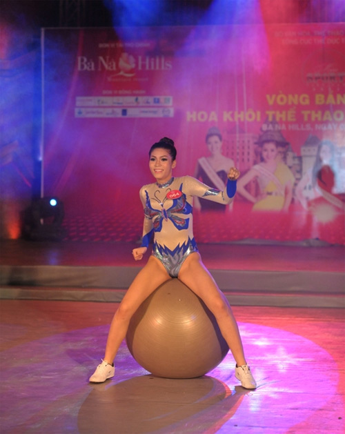 Sôi động vòng bán kết Miss Sport - 13