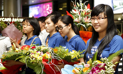 Đón tuyển Olympic Hóa chiến thắng ngày về - 3
