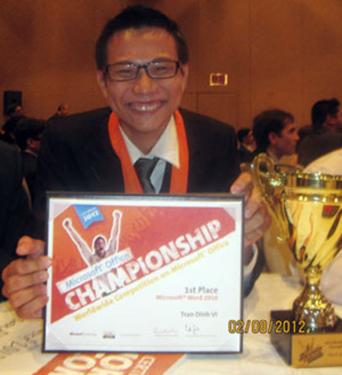 Sinh viên Việt Nam vô địch Microsoft Office World Champion 2012 - 1