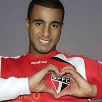 Bóng đá - Lucas Moura tiết lộ chỉ muốn đến MU