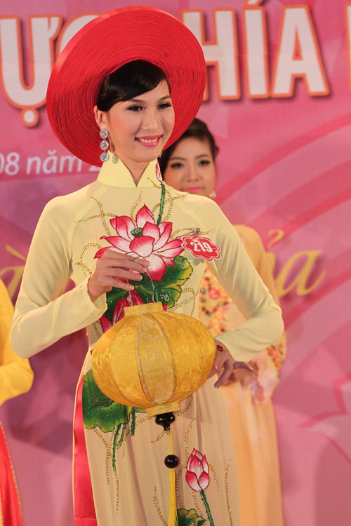 Vương Thu Phương lọt vào vòng chung kết - 12