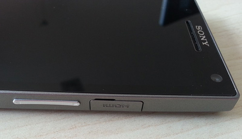 Ảnh thực tế Sony Xperia SL - 4