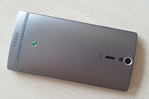 Ảnh thực tế Sony Xperia SL - 6