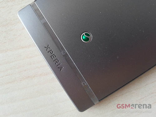 Ảnh thực tế Sony Xperia SL - 7
