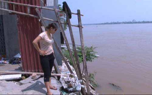 Giỗ bố ở ngôi nhà sắp sập bên sông Hồng - 7