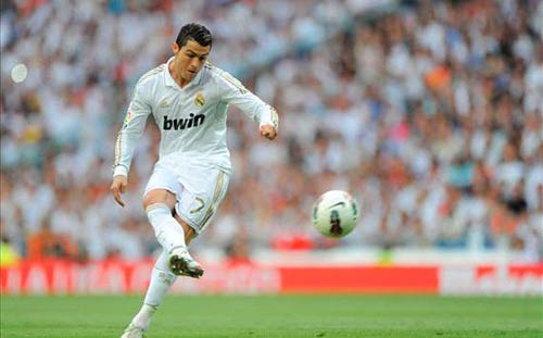 Ronaldo: “Đá pen nhờ may mắn là chính” - 1