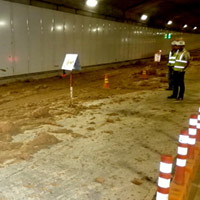 Tin tức trong ngày - Đường hầm sông Sài Gòn "tạm nghỉ" vì... bùn