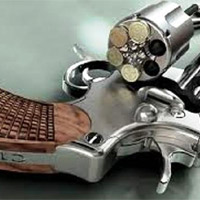 Pháp luật - Nã súng bắn người giữa trung tâm TP.HCM