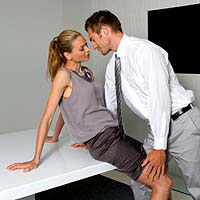 Bạn trẻ - Cuộc sống - Vợ "ngon" ngoại tình