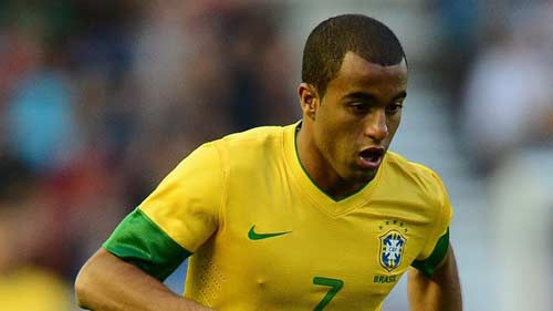 HOT: Villa sẽ tái xuất ở trận gặp MU? - 1