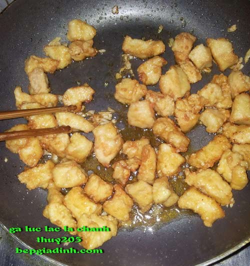 Gà lúc lắc lá chanh thật dễ làm - 5