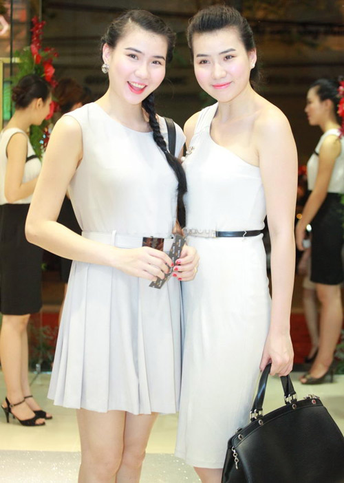 4 cặp chị em điệu đà của showbiz - 12