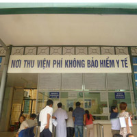 Sức khỏe đời sống - Viện phí tăng: Khốn khổ vì không có BHYT