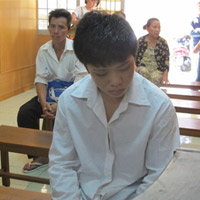 Pháp luật - Say bí tỉ, thiếu nữ làm mồi cho bàn nhậu