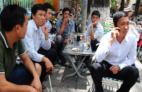 Bị cấm, vẫn làm sàn vàng “ảo” - 2