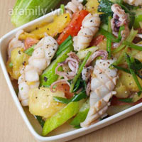 Ẩm thực - Giòn ngon mực xào rau củ