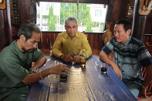 Bật mí hậu trường Bí mật tam giác vàng - 11