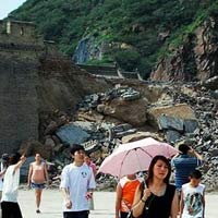 Tin tức trong ngày - Vạn lý Trường thành bị sập