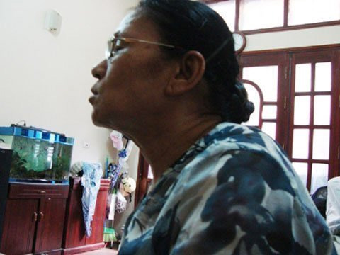 Kiều nữ và cuộc trốn chạy dưới gầm xe tải - 2