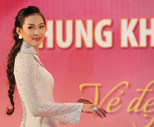 HHVN 2012: Nổi tiếng chưa hẳn là lợi thế - 3