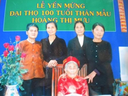 Chuyện ít biết về 2 cụ bà hơn trăm tuổi - 2