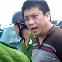 Pháp luật - Đại gia đi xế hộp lạng lách thách thức CS