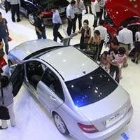 Ô tô - Xe máy - Thị trường ôtô trong nước “đón nắng”