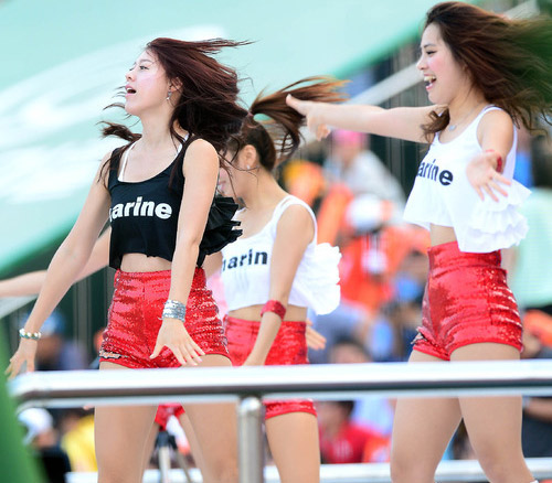 Những "quả bom" gợi cảm từ sân bóng Hàn - 2