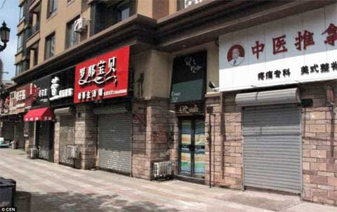 TQ: Cả thành phố ngừng buôn bán vì tin đồn - 4