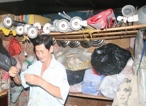 Làm từ thiện cho xác người vô thừa nhận - 2