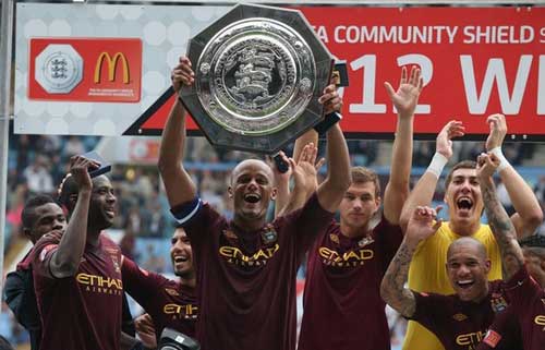 Man City hạ Chelsea: Quyền lực của Vua - 2