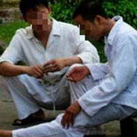 Sức khỏe đời sống - BN tâm thần: Ngửi vợ thấy có mùi lạ là đánh