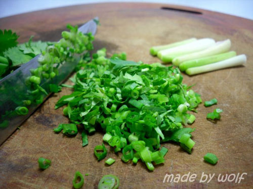 Bánh hành chiên tép quá hấp dẫn! - 5