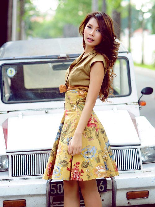 Sao Việt mặc gì xuống phố? - 5