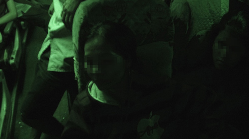 Ép hành khách chơi bạc bịp - 4